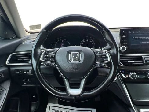 Used 2022 Honda Accord Touring image 13