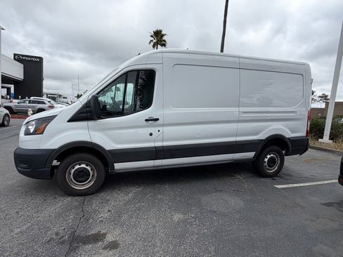 Used 2023 Ford Transit 250 Medium Roof RWD image 2