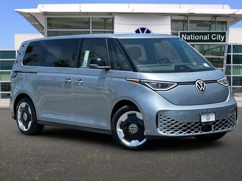 New 2025 Volkswagen ID. Buzz Pro S Plus RWD image 2