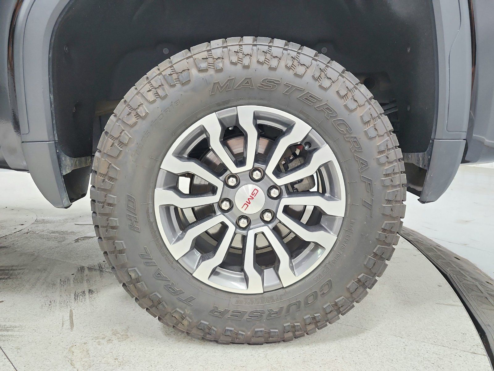 Used 2020 GMC Sierra 1500 AT4 AWD/4WD image 19