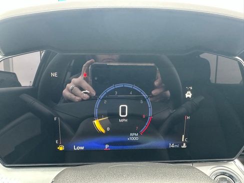 New 2026 Chevrolet Trax LT w/ Driver Confidence Package image 29