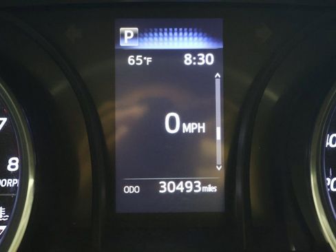 Used 2020 Toyota Camry SE image 17