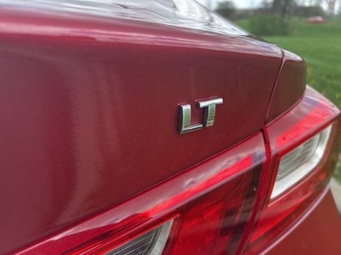 Used 2018 Chevrolet Malibu LT w/ Leather Package image 50