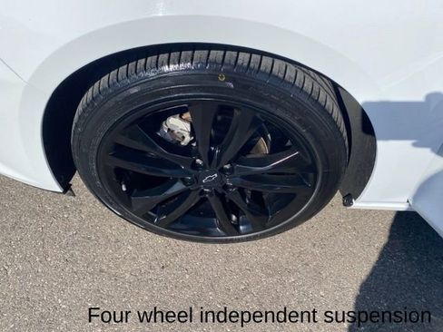 Used 2023 Chevrolet Malibu LT image 33