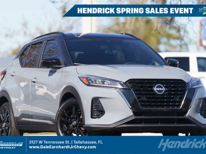 Used 2023 Nissan Kicks SR