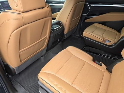 New 2026 Cadillac Escalade Luxury w/ Touring Package AWD/4WD image 14