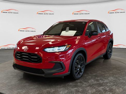 Used 2025 Honda HR-V Sport image 1