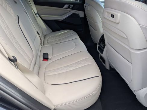 Used 2020 BMW X5 M50i w/ Premium Package AWD/4WD image 21