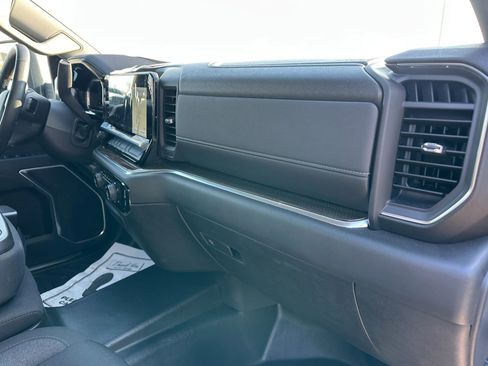 Used 2024 Chevrolet Silverado 3500 LT w/ Convenience Package image 32