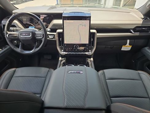 New 2026 GMC Yukon XL AT4 w/ AT4 Premium Plus Package AWD/4WD image 11