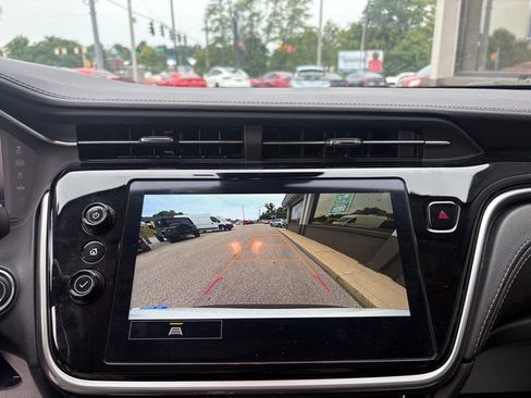 Used 2023 Chevrolet Bolt EUV LT FWD image 31