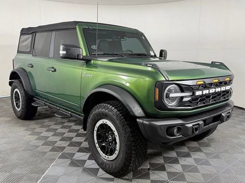 Used 2023 Ford Bronco Badlands w/ Sasquatch Package AWD/4WD image 10