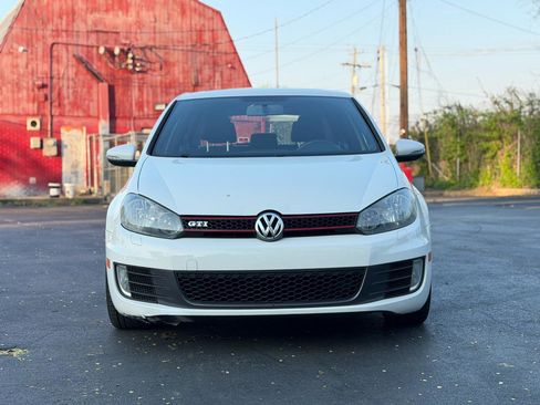 Used 2012 Volkswagen GTI 2-Door image 2