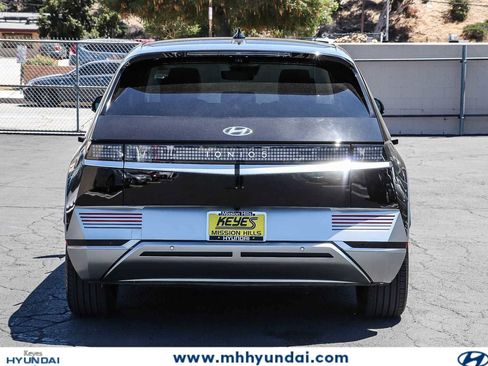 Certified 2024 Hyundai Ioniq 5 Limited RWD image 3