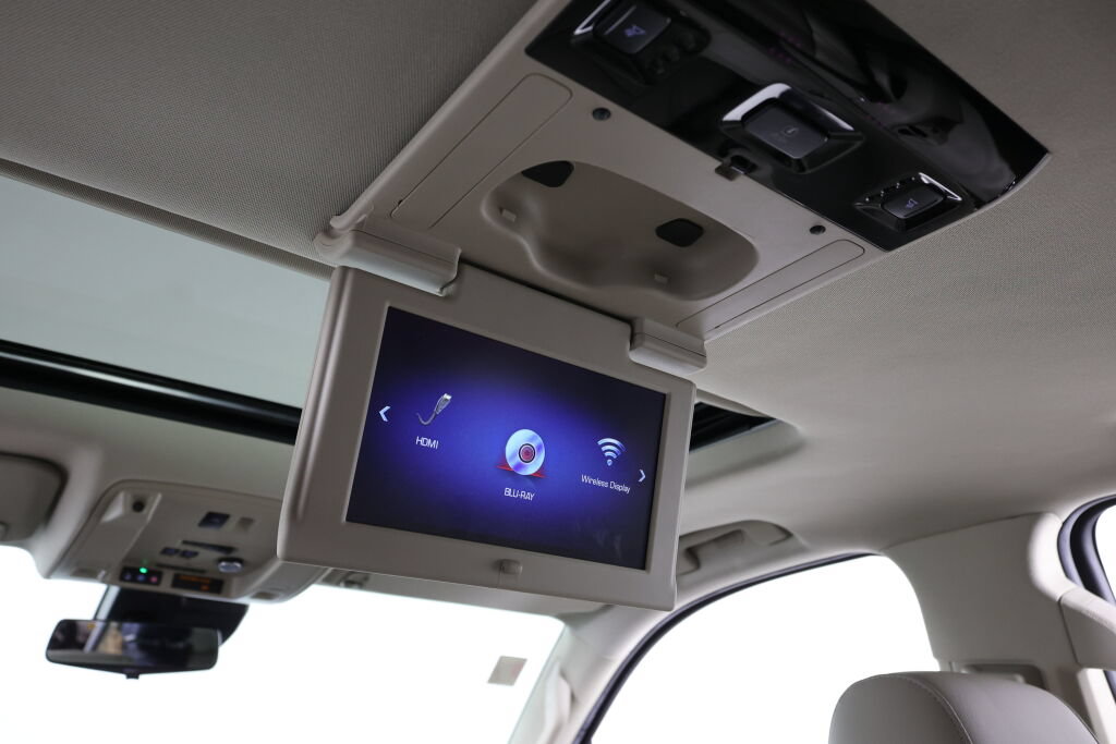 Used 2020 Cadillac Escalade Luxury AWD/4WD image 16
