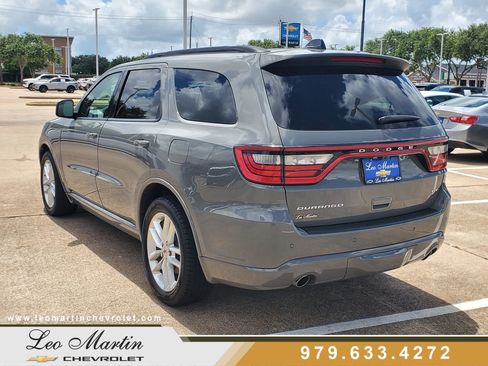 Used 2024 Dodge Durango GT RWD image 4