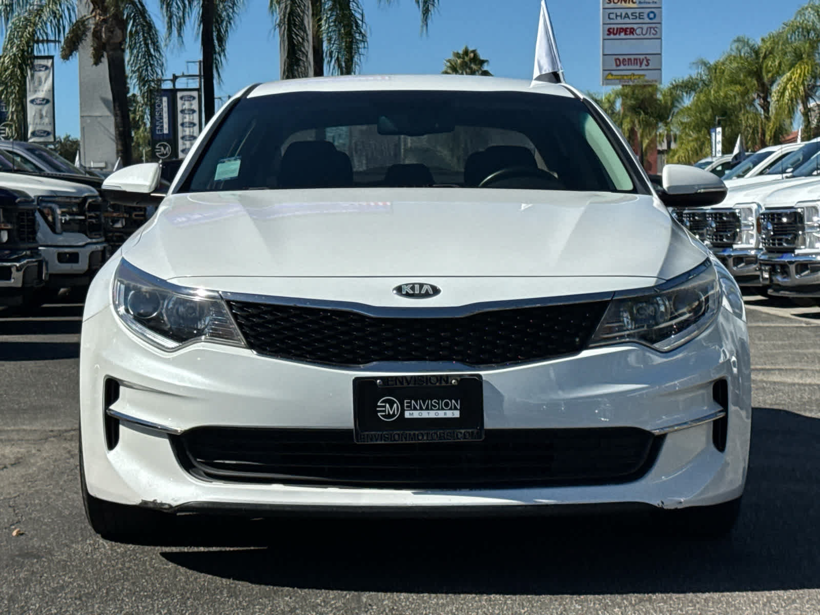 Used 2016 Kia Optima LX w/ Technology Package FWD image 3