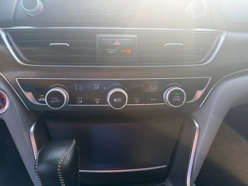 Used 2019 Honda Accord LX image 27