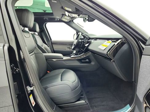 New 2026 Land Rover Range Rover Sport SE image 14