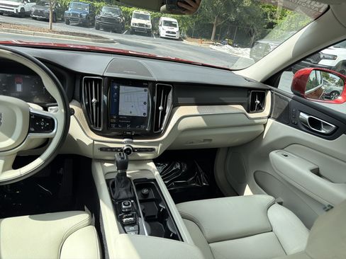 Used 2019 Volvo XC60 T5 Inscription w/ Protection Package Premier AWD/4WD image 31