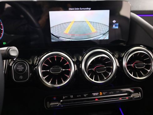 Used 2023 Mercedes-Benz GLA 250 4MATIC image 56