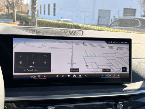 Used 2026 BMW X5 sDrive40i w/ Premium Package image 28