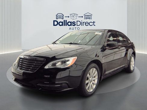 Used 2013 Chrysler 200 Touring image 2
