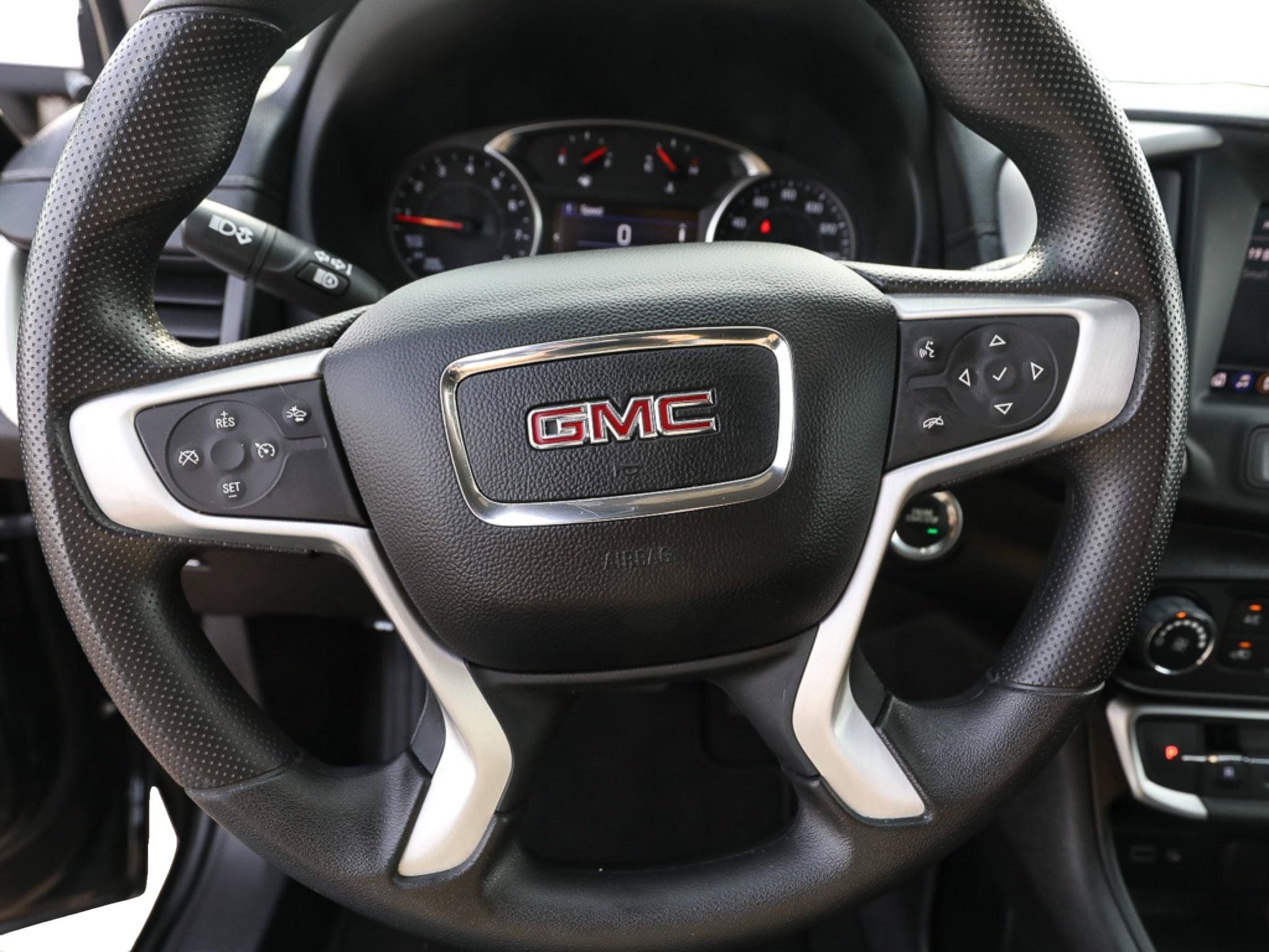 Used 2024 GMC Terrain SLE AWD/4WD image 16