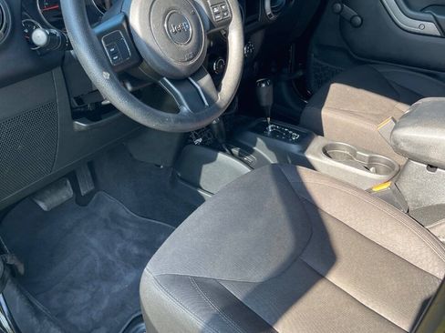 Used 2015 Jeep Wrangler Unlimited Sport AWD/4WD image 23
