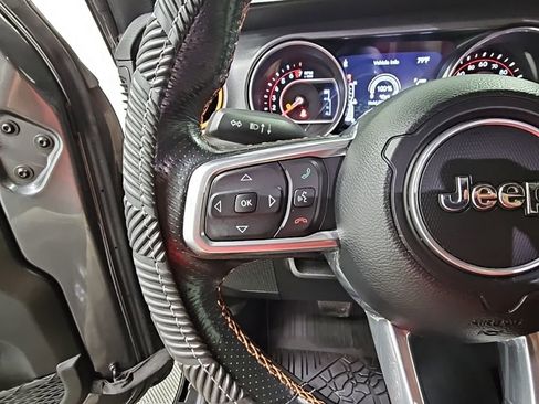 Used 2022 Jeep Gladiator Mojave w/ Trailer Tow Package image 25