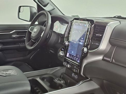 New 2026 RAM 1500 Laramie w/ Laramie Preferred Package AWD/4WD image 40