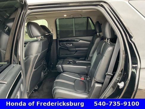 Used 2023 Honda Pilot Touring image 33