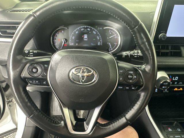 Used 2023 Toyota RAV4 XLE w/ Convenience Package AWD/4WD image 11