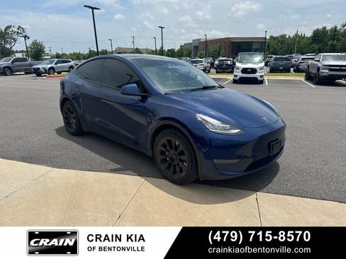 Used 2022 Tesla Model Y Long Range AWD/4WD image 14