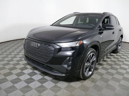 Used 2023 Audi Q4 e-tron Prestige w/ Black Optic Package AWD/4WD image 3
