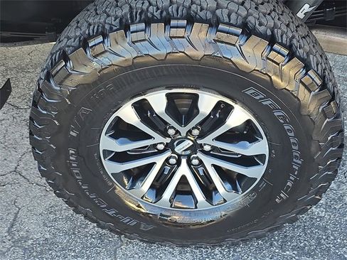 Used 2020 Ford F150 Raptor w/ Equipment Group 802A Luxury image 7