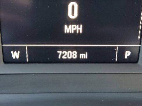 Used 2024 Chevrolet Trax LS w/ LS Convenience Package image 14