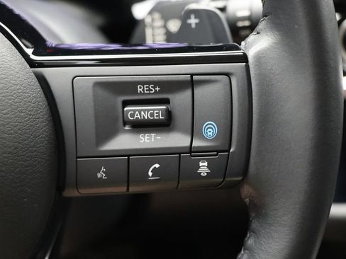 Used 2023 Nissan Pathfinder SV AWD/4WD image 19