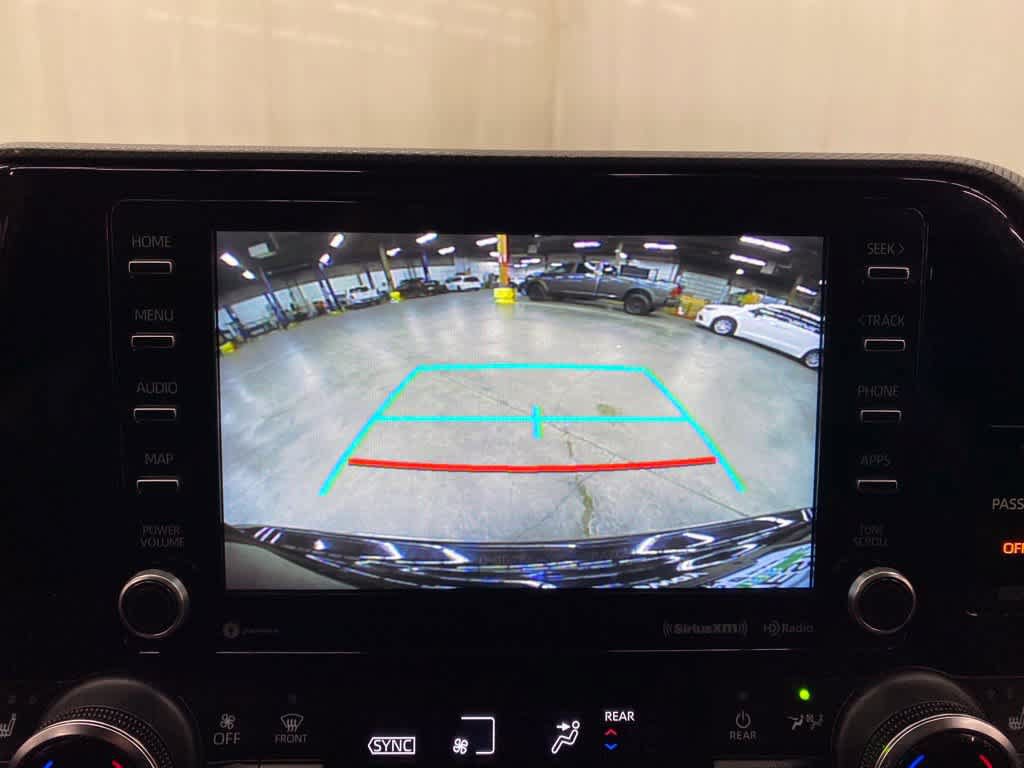 Used 2021 Toyota Highlander XSE AWD/4WD image 26