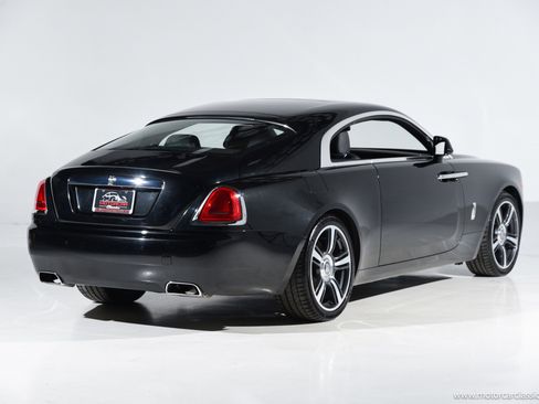 Used 2016 Rolls-Royce Wraith image 7