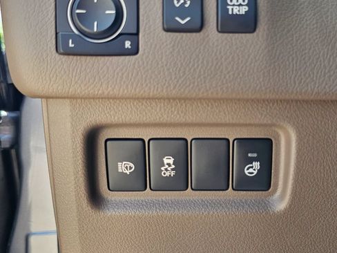 Used 2016 Lexus GX 460 Luxury AWD/4WD image 31