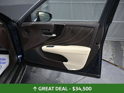 Used 2018 Lexus LS 500 AWD w/ Interior Upgrade Package image 21