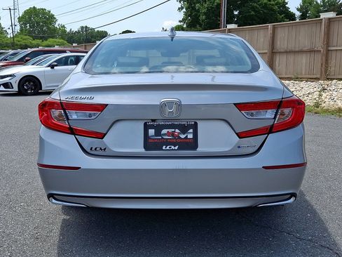 Used 2018 Honda Accord EX-L image 7