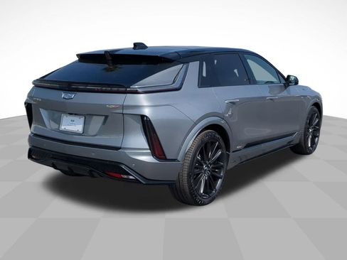 New 2026 Cadillac Lyriq V image 5