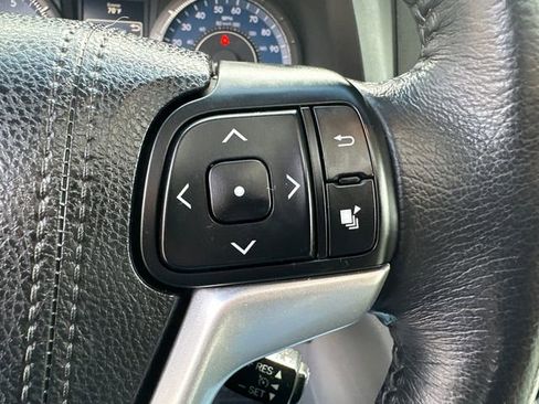 Used 2017 Toyota Sienna XLE Premium AWD/4WD image 41