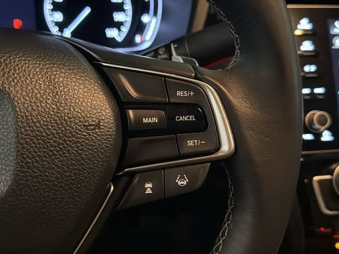 Used 2019 Honda Insight Touring image 25