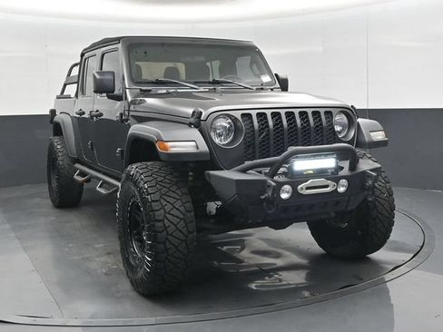 Used 2020 Jeep Gladiator Sport w/ Quick Order Package 24S AWD/4WD image 27