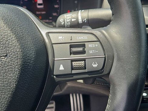Used 2024 Honda Accord Sport image 19