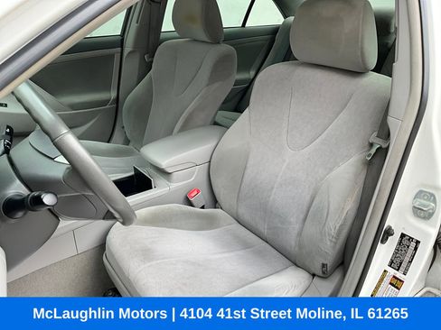 Used 2010 Toyota Camry Hybrid FWD image 6