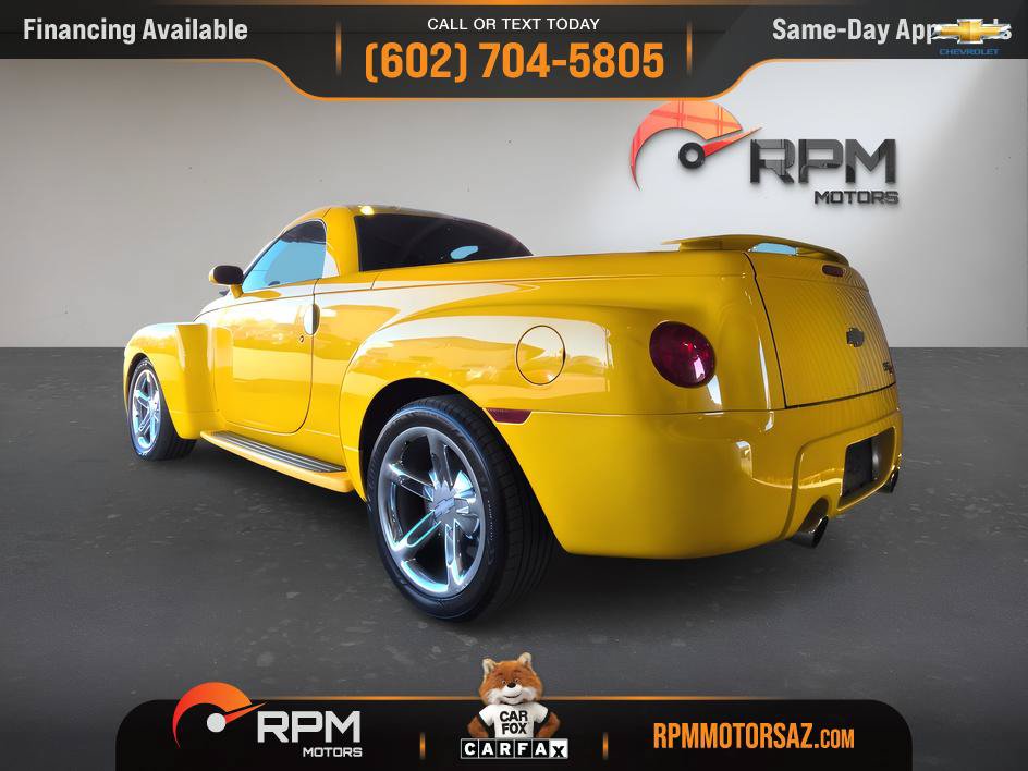 Used 2004 Chevrolet SSR w/ Preferred Equipment Group RWD image 23